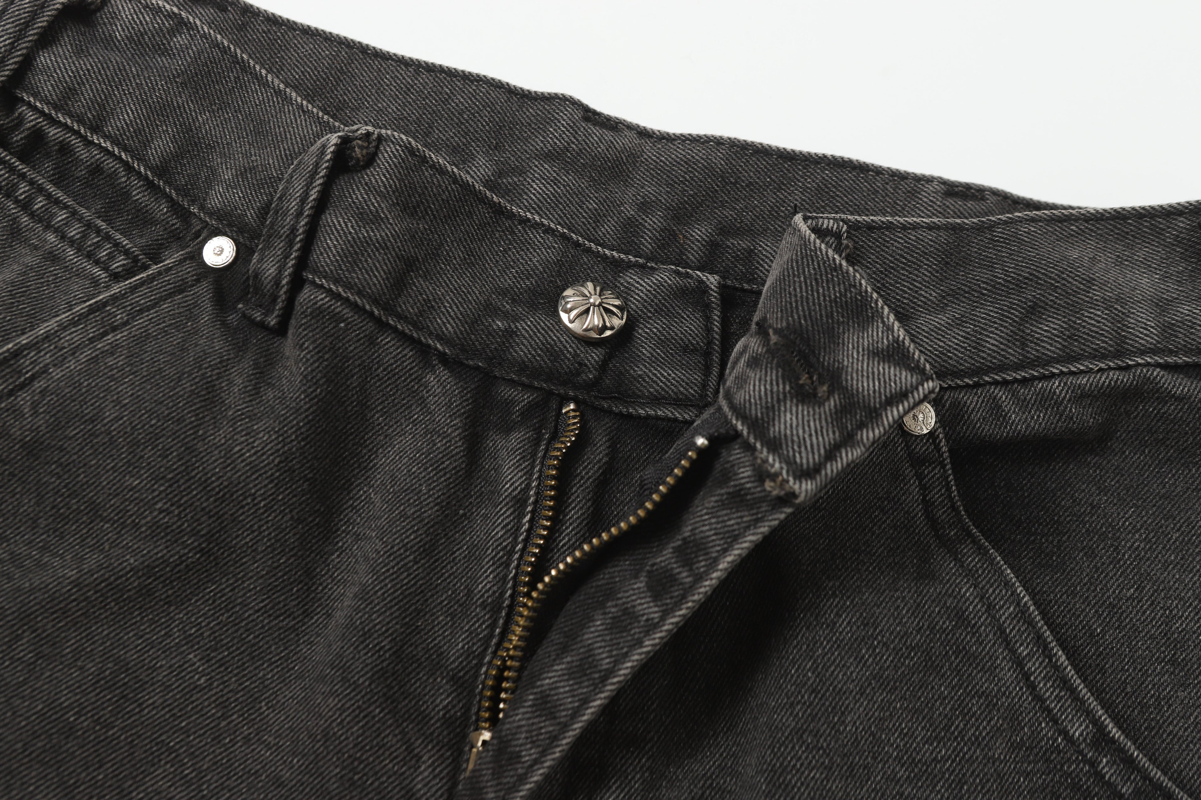 Chrome Hearts Vintage Cross Patchwork Washed Carpenter Denim Shorts 9903